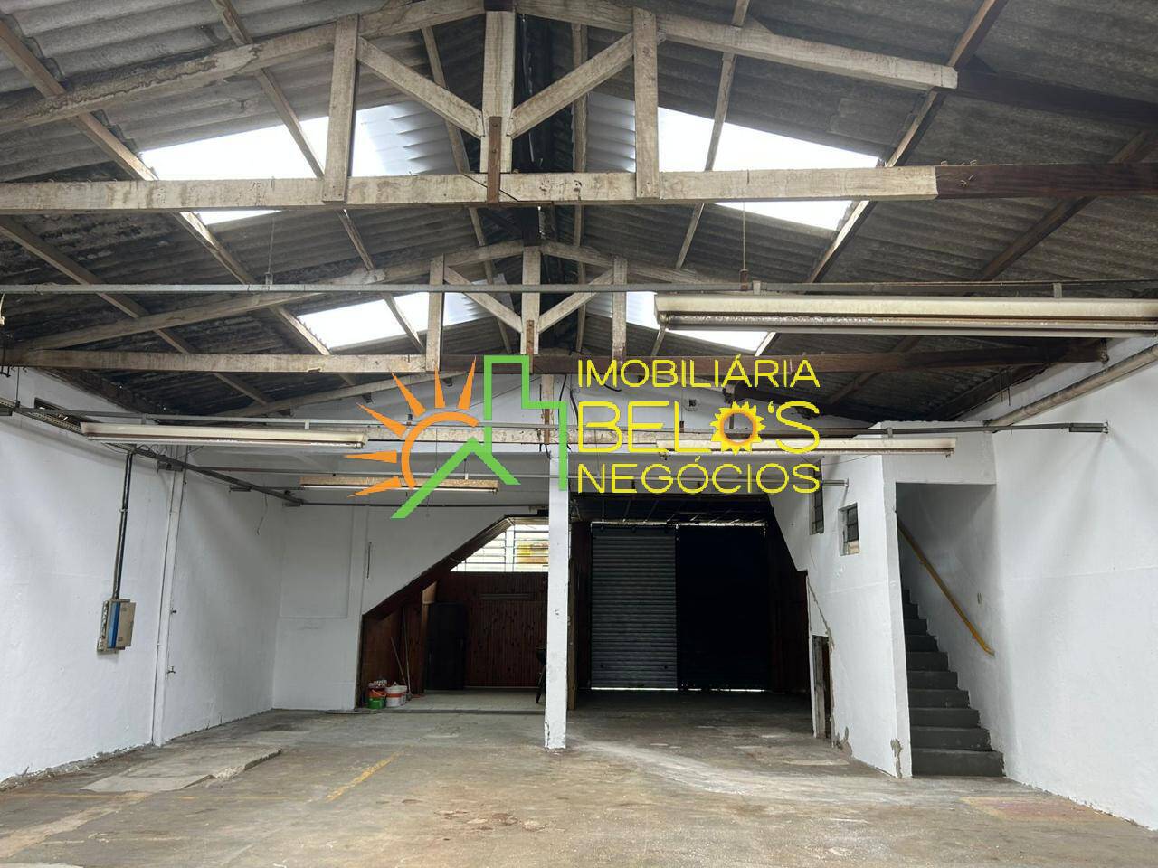 Depósito-Galpão-Armazém à venda e aluguel, 380m² - Foto 4