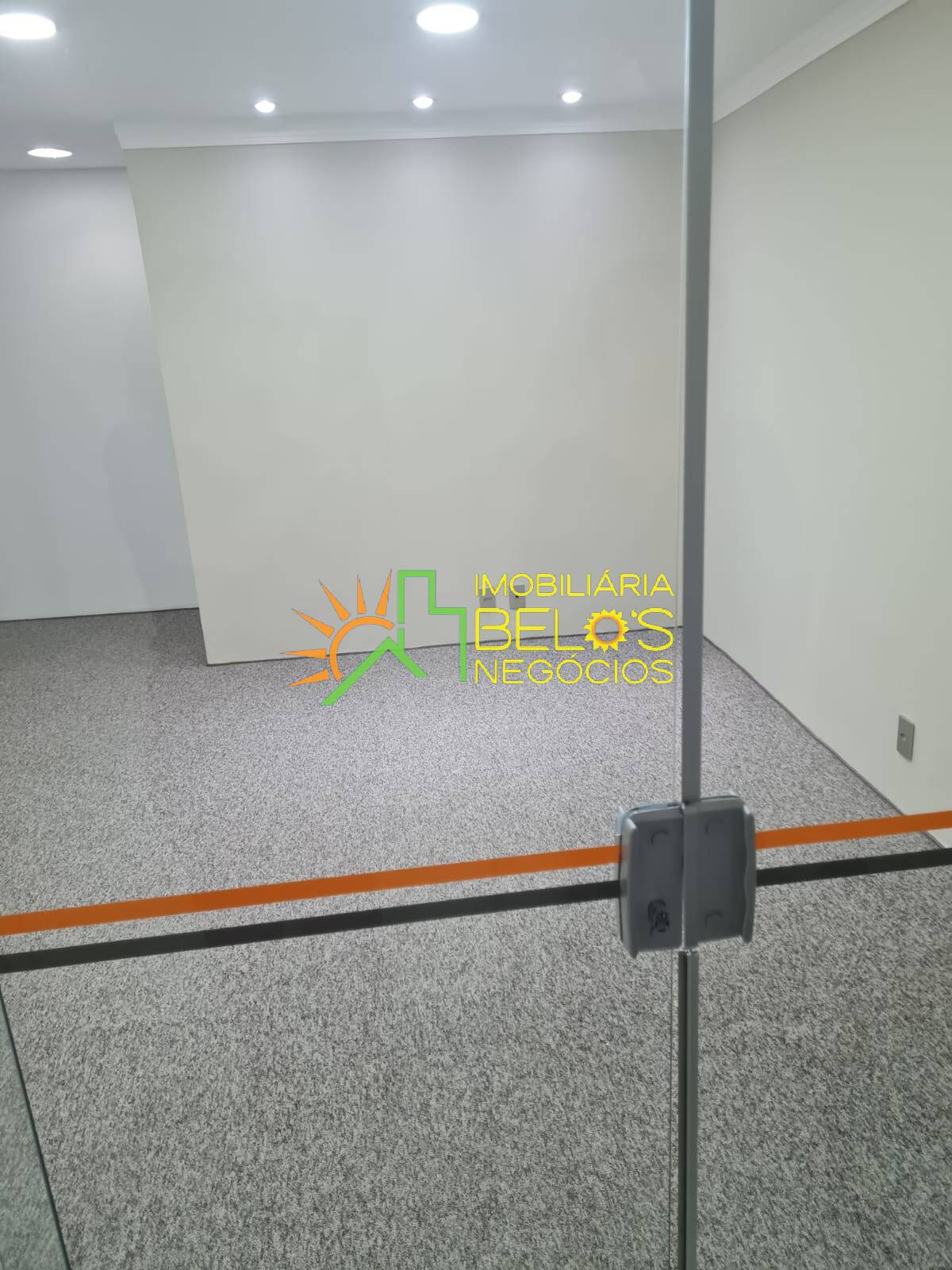 Sala-Conjunto, 196 m² - Foto 1